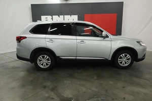 Внедорожник Mitsubishi Outlander 2018 года, 2010000 рублей, Курск