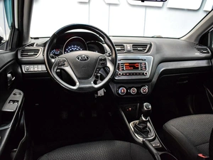 Седан Kia Rio 2015 года, 970000 рублей, Муром