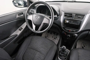 Седан Hyundai Solaris 2014 года, 679000 рублей, Красноярск
