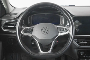 Лифтбек Volkswagen Polo 2021 года, 2049000 рублей, Кемерово