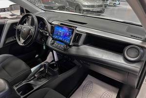 Внедорожник Toyota RAV4 2018 года, 2380000 рублей, Красноярск