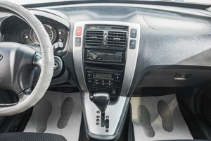 Внедорожник Hyundai Tucson 2007 года, 939000 рублей, Барнаул