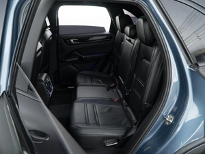 Внедорожник Porsche Cayenne 2018 года, 5595055 рублей, Москва