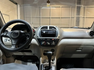 Внедорожник Toyota RAV4 2001 года, 697000 рублей, Красноярск