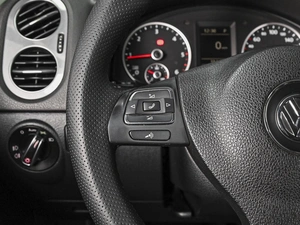 Внедорожник Volkswagen Tiguan 2012 года, 1419000 рублей, Ставрополь