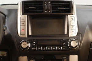 Внедорожник Toyota Land Cruiser Prado 2011 года, 3089000 рублей, Челябинск