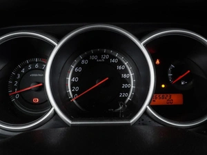 Хетчбэк Nissan Tiida 2010 года, 814000 рублей, Воронеж