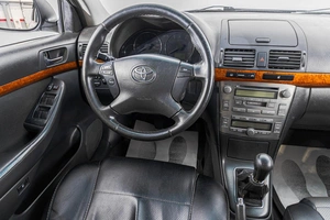 Седан Toyota Avensis 2007 года, 619000 рублей, Барнаул