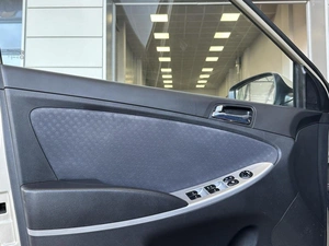 Хетчбэк Hyundai Solaris 2014 года, 850000 рублей, Уфа