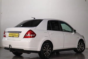 Хетчбэк Nissan Tiida 2010 года, 599000 рублей, Челябинск