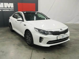 Седан Kia Optima 2017 года, 2120000 рублей, Курск