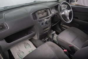 Универсал Toyota Succeed 2005 года, 589000 рублей, Томск