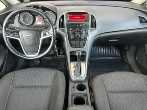 Хетчбэк Opel Astra 2014 года, 880000 рублей, Уфа