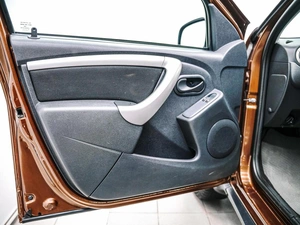 Внедорожник Renault Duster 2014 года, 1045000 рублей, Красноярск