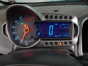 Седан Chevrolet Aveo 2012 года, 549000 рублей, Воронеж