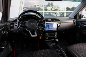 Хетчбэк Kia Rio X-Line 2018 года, 1280000 рублей, Ярославль