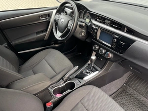 Седан Toyota Corolla 2013 года, 1349000 рублей, Абакан