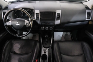 Внедорожник Mitsubishi Outlander 2011 года, 1189000 рублей, Омск