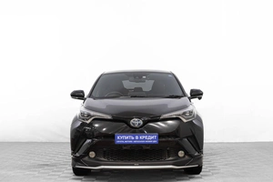Внедорожник Toyota C-HR 2017 года, 2499000 рублей, Барнаул
