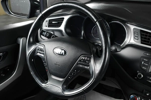 Хетчбэк Kia Ceed 2016 года, 1419000 рублей, Тюмень