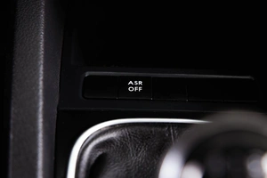 Седан Volkswagen Jetta 2013 года, 959000 рублей, Пермь