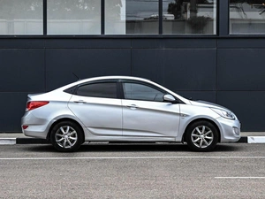 Седан Hyundai Solaris 2013 года, 789000 рублей, Кирилловка