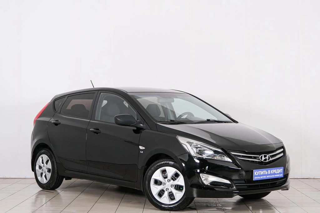 Хетчбэк Hyundai Solaris 2015 года, 999000 рублей, Красноярск