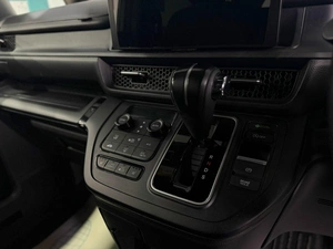 Минивэн Honda Stepwgn Spada 2024 года, 2549000 рублей, Красноярск