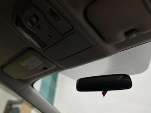 Лифтбек Toyota Prius 2011 года, 999000 рублей, Красноярск