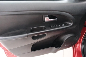Минивэн Kia Venga 2013 года, 949000 рублей, Красноярск