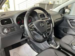 Седан Volkswagen Polo 2017 года, 897000 рублей, Солонцы