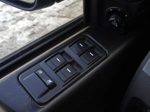 Внедорожник Land Rover Discovery 2005 года, 1272000 рублей, Нижний Новгород