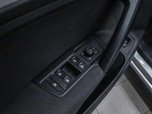 Внедорожник Volkswagen Tiguan 2020 года, 3000000 рублей, Красноярск