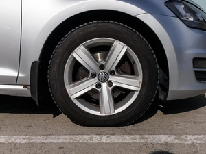 Хетчбэк Volkswagen Golf 2013 года, 1399000 рублей, Большой Сочи