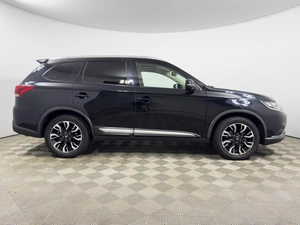 Внедорожник Mitsubishi Outlander 2020 года, 2552900 рублей, Казань
