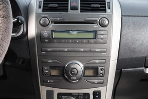 Седан Toyota Corolla 2007 года, 939000 рублей, Новосибирск