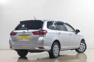 Универсал Toyota Corolla Fielder 2018 года, 1499000 рублей, Новокузнецк