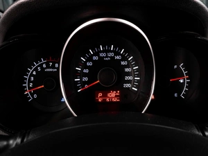 Хетчбэк Kia Rio 2015 года, 1079000 рублей, Тюмень