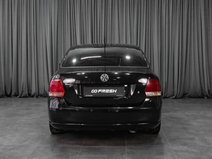 Седан Volkswagen Polo 2011 года, 720000 рублей, Тюмень