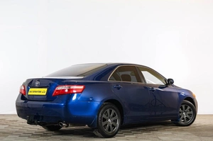 Седан Toyota Camry 2008 года, 1049000 рублей, Тюмень