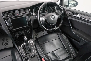 Универсал Volkswagen Golf 2014 года, 1199000 рублей, Красноярск