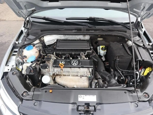 Седан Volkswagen Jetta 2013 года, 1090000 рублей, Железногорск