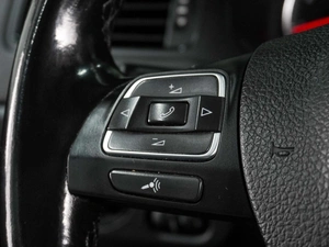 Седан Volkswagen Jetta 2013 года, 1369000 рублей, Воронеж