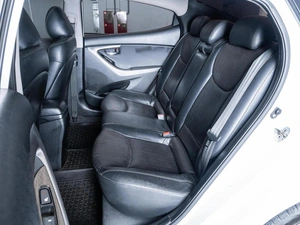 Седан Hyundai Avante 2011 года, 1166000 рублей, Ставрополь