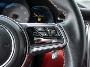 Внедорожник Porsche Macan S 2015 года, 3390000 рублей, Краснодар