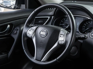 Внедорожник Nissan X-Trail 2015 года, 2175000 рублей, Волгоград