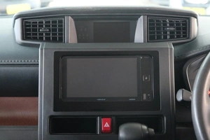 Минивэн Toyota Roomy 2018 года, 1089000 рублей, Омск