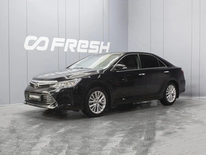 Седан Toyota Camry 2014 года, 1690000 рублей, Омск