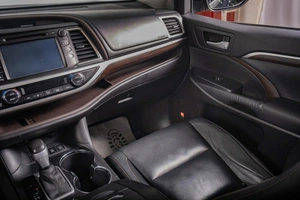 Внедорожник Toyota Highlander 2014 года, 3289000 рублей, Томск