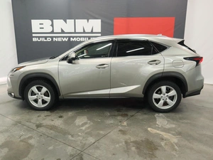 Внедорожник Lexus NX 2015 года, 3040000 рублей, Курск